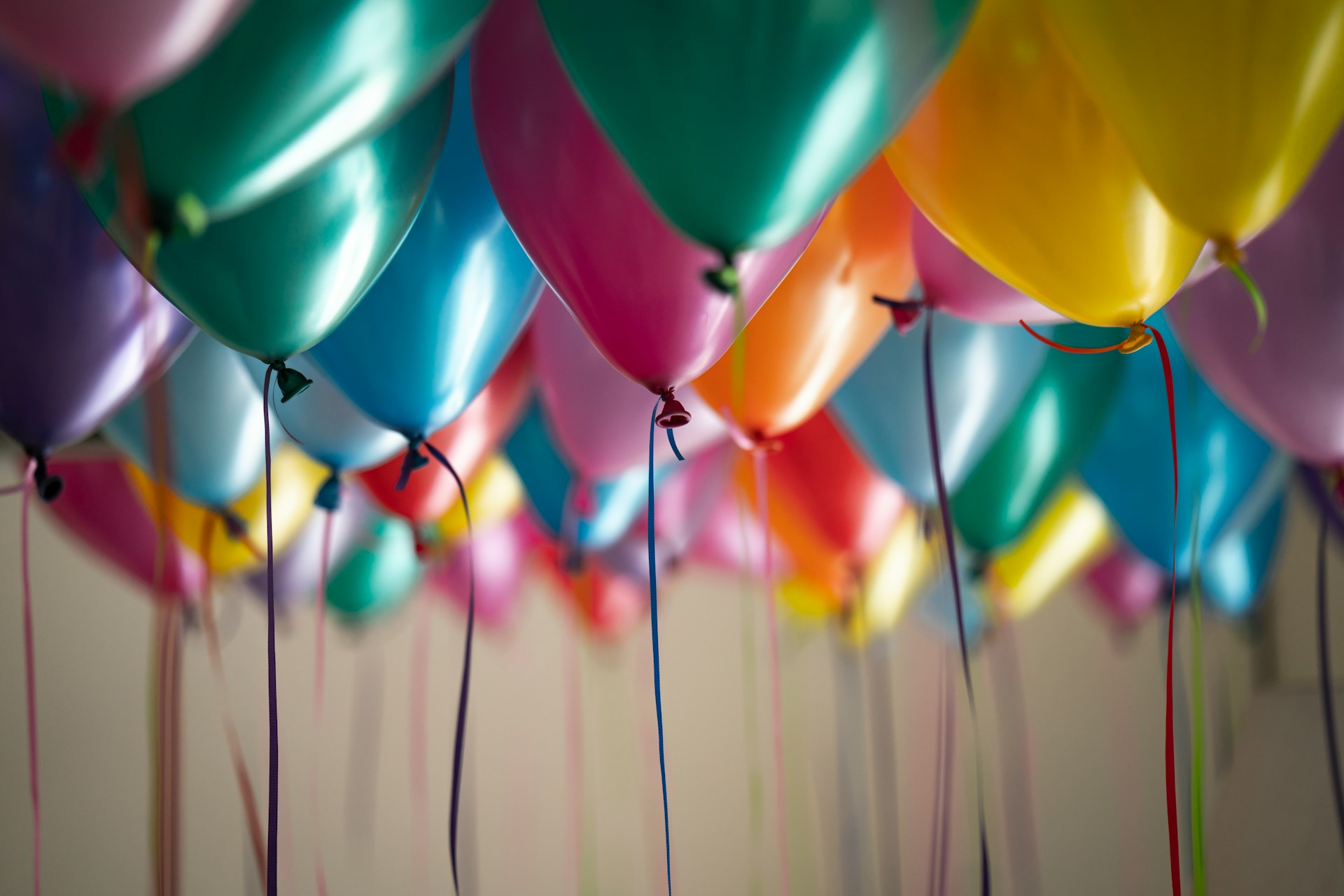 Festlige konfetti balloner med helium: Skab magien til enhver festlig anledning